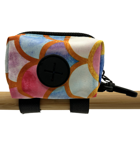 Latched Poop Bag Holder – Scales