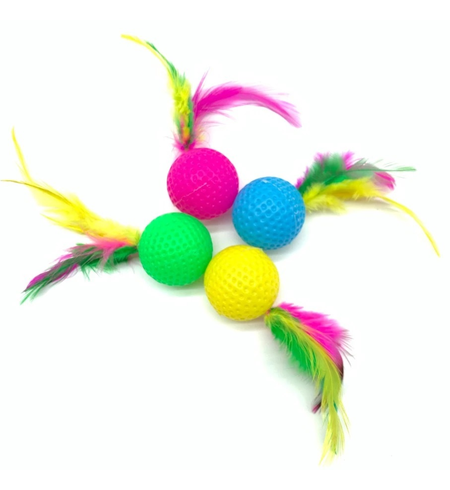 Rattle Golfball with Feathers